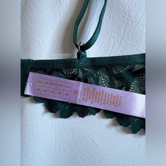Savage x‎ Fenty Not sorry unlined green lace bralette 32B mermaid fairy Ethereal - Picture 9 of 11